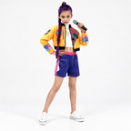Disfraz Rumi K-Pop Demon Hunters para niña en pose frontal con micrófono