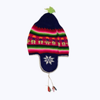 Gorro chullo infantil azul con motivos étnicos multicolor y orejeras